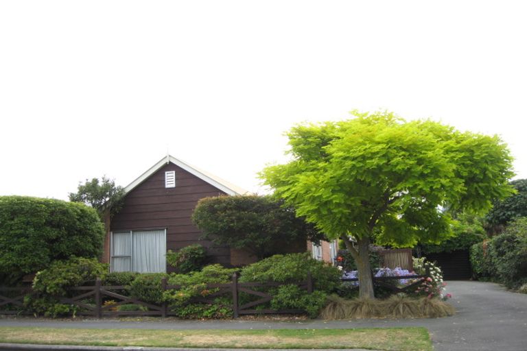 Photo of property in 45 Waratah Street, Avondale, Christchurch, 8061