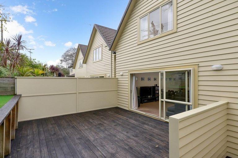 Photo of property in 2d Riro Street, Hamilton East, Hamilton, 3216