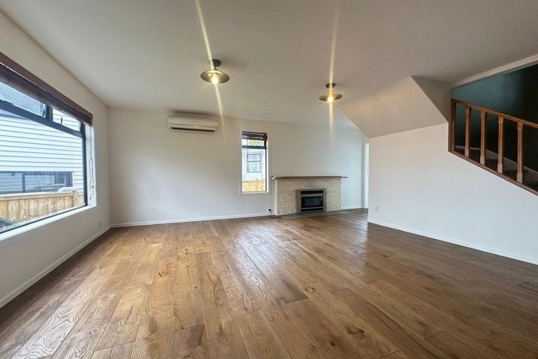 Photo of property in 24b Duncan Avenue, Te Atatu South, Auckland, 0610