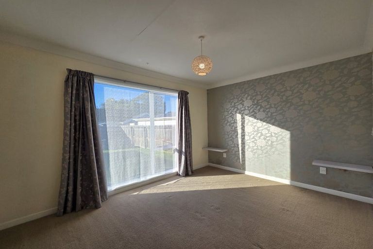 Photo of property in 22 Ashbourne Street, Burnside, Christchurch, 8053