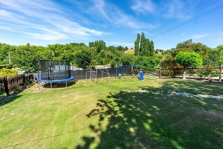 Photo of property in 30 Letts Gully Road, Letts Gully, Alexandra, 9393