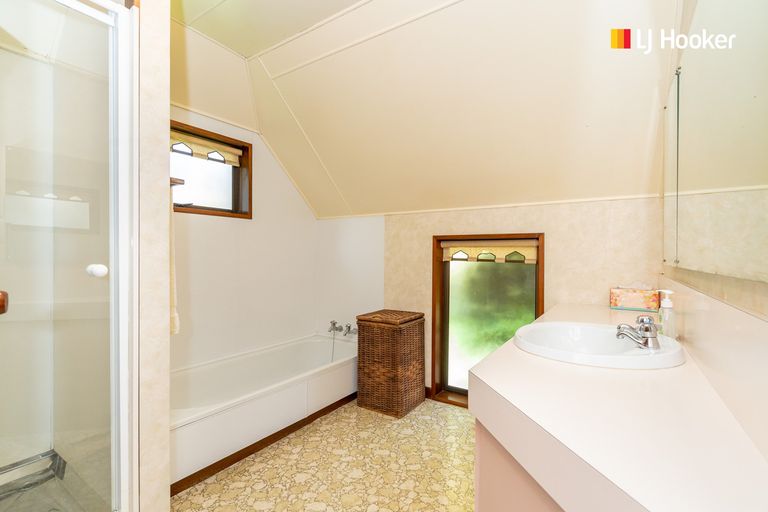 Photo of property in 17 Coolock Crescent, Waverley, Dunedin, 9013