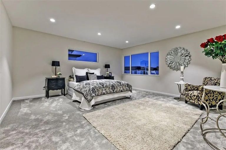 Photo of property in 43 Remuremu Street, Long Bay, Auckland, 0630