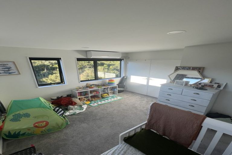 Photo of property in 132 Tiriwa Drive, Massey, Auckland, 0614