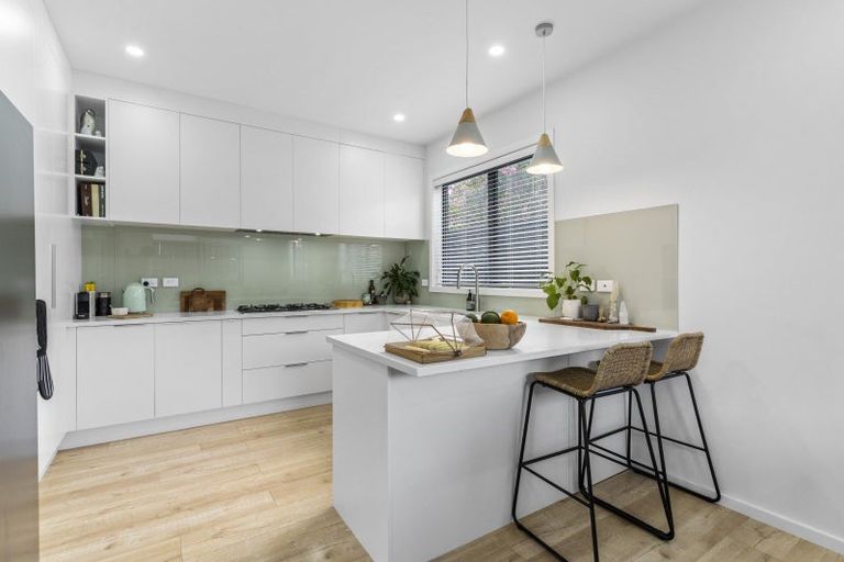 Photo of property in 29a Patons Road, Howick, Auckland, 2014