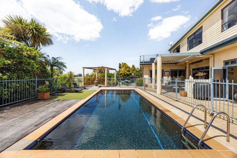 Photo of property in 10 Grassy Downs Place, St Andrews, Hamilton, 3200