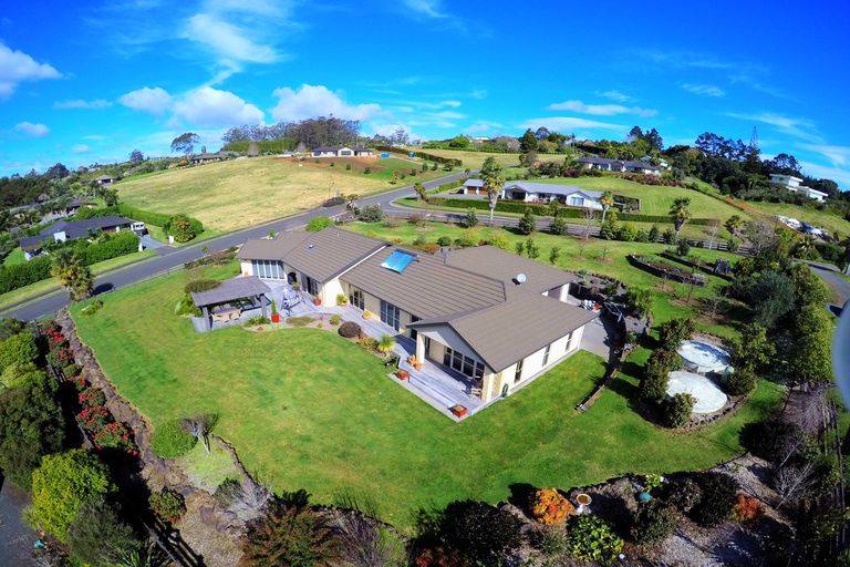 Photo of property in 11 Riverbank Drive, Kerikeri, 0230