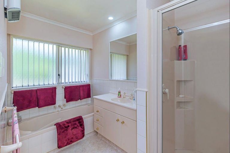 Photo of property in 101 Mcleavey Road, Ohau, Levin, 5570