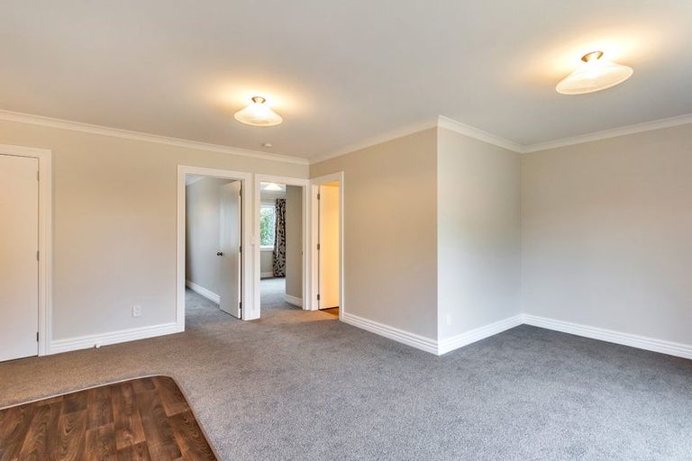 Photo of property in 13 Chibnall Place, Conifer Grove, Takanini, 2112