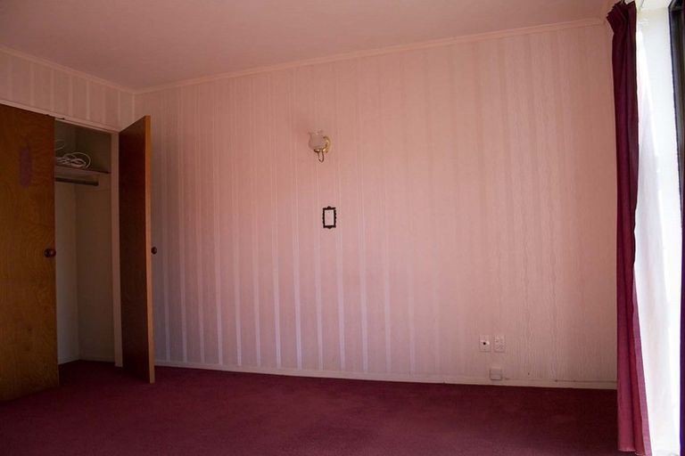 Photo of property in 5b Mclellan Street, Tawa, Wellington, 5028