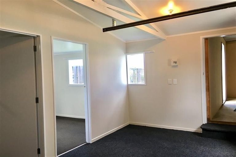 Photo of property in 98 Mahia Road, Manurewa, Auckland, 2102