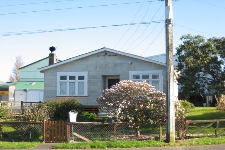 Photo of property in 27 Criterion Street, Bulls, 4818