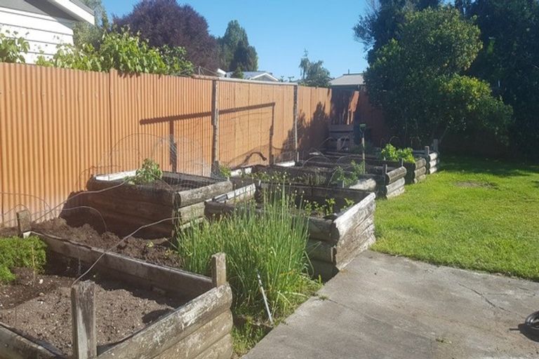 Photo of property in 11 East Street, Greytown, 5712