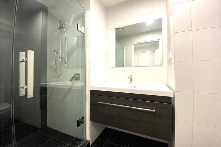 Photo of property in 414/19 Rawene Road, Birkenhead, Auckland, 0626