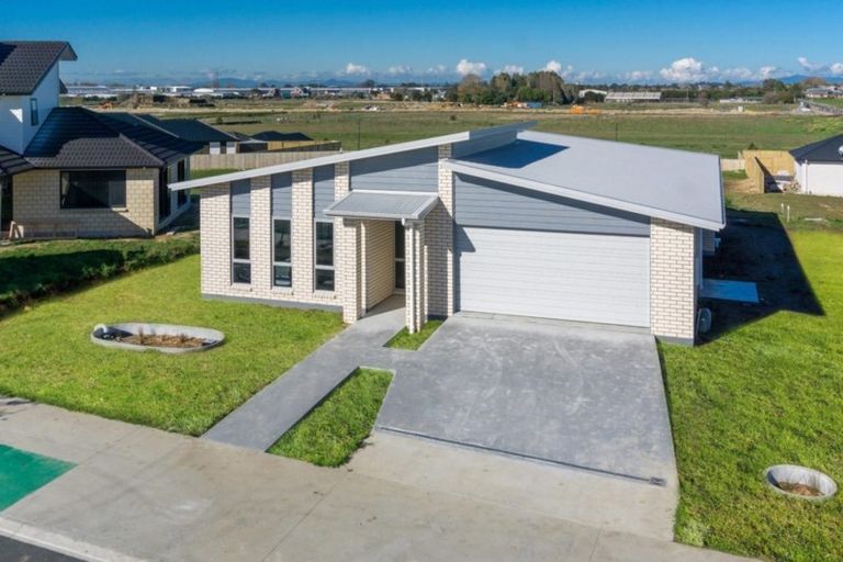 Photo of property in 4 Iwi Road, Baverstock, Hamilton, 3200