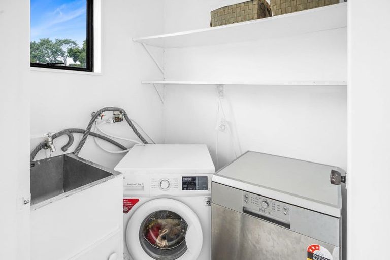 Photo of property in 29 Anderson Road, Deanwell, Hamilton, 3206