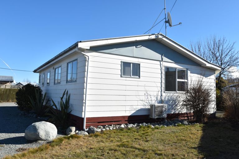 Photo of property in 14 Maryburn Road, Twizel, 7901