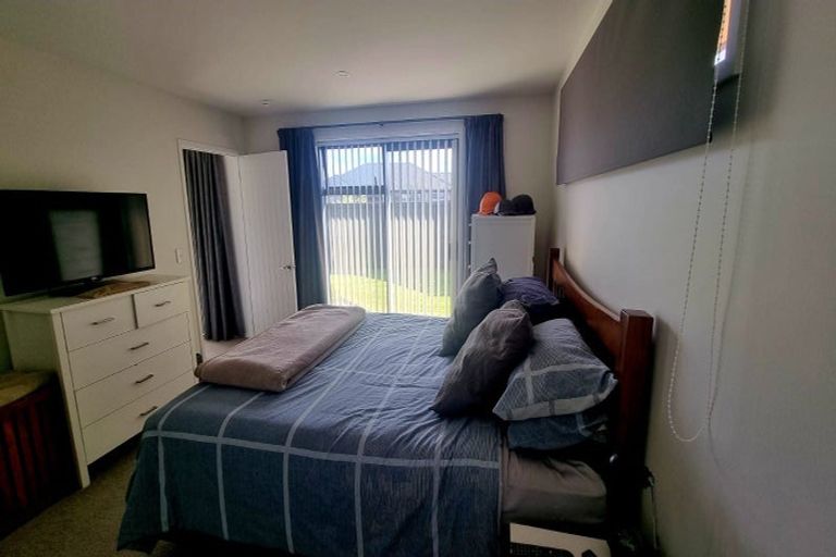 Photo of property in 69 Lady Isaac Drive, Rolleston, 7615