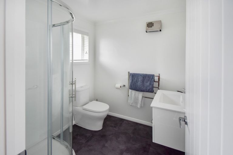 Photo of property in 21 Fraser Crescent, Twizel, 7901