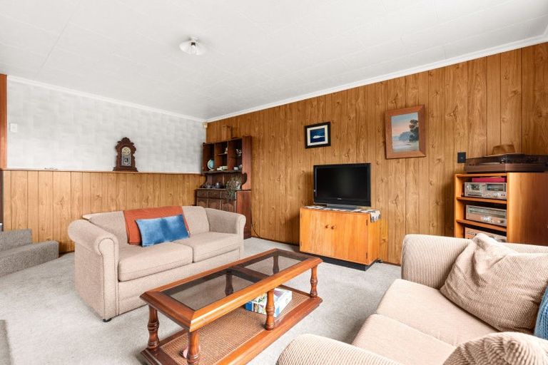 Photo of property in 17 Puriri Crescent, Lansdowne, Masterton, 5810