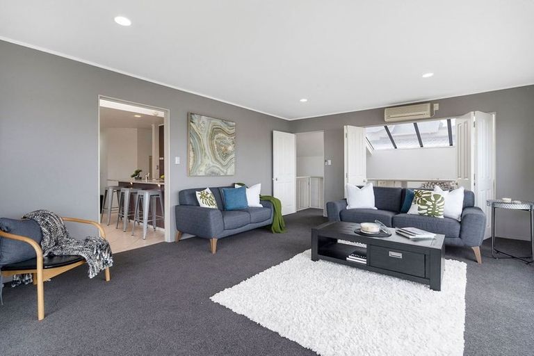 Photo of property in 8 Brixton Road, Manly, Whangaparaoa, 0930