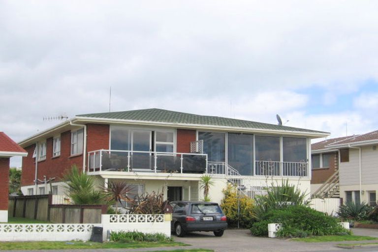 Photo of property in 146 Marine Parade, Mount Maunganui, 3116