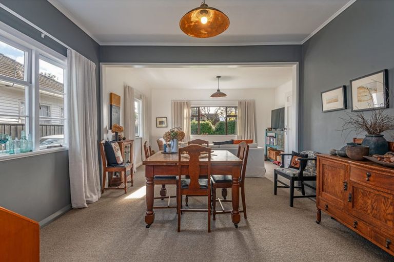 Photo of property in 244 College Street, West End, Palmerston North, 4412