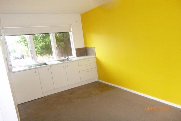 Photo of property in 6 Trig Road, West Harbour, Auckland, 0618