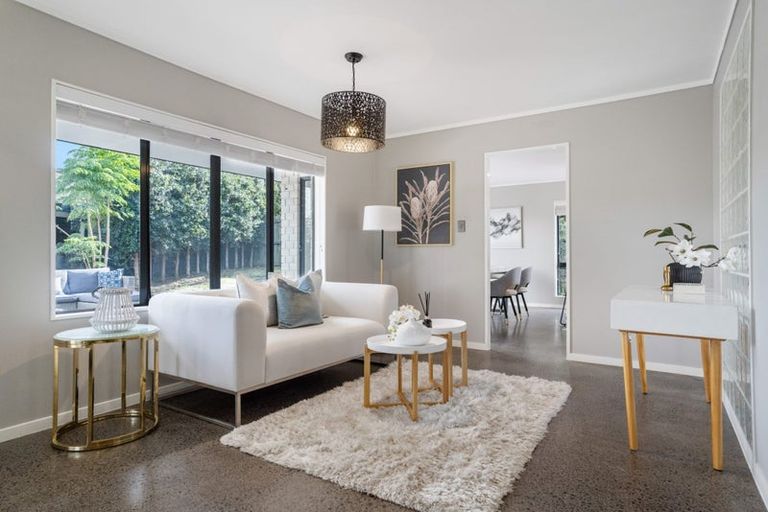 Photo of property in 37 Rochester Crescent, Somerville, Auckland, 2014