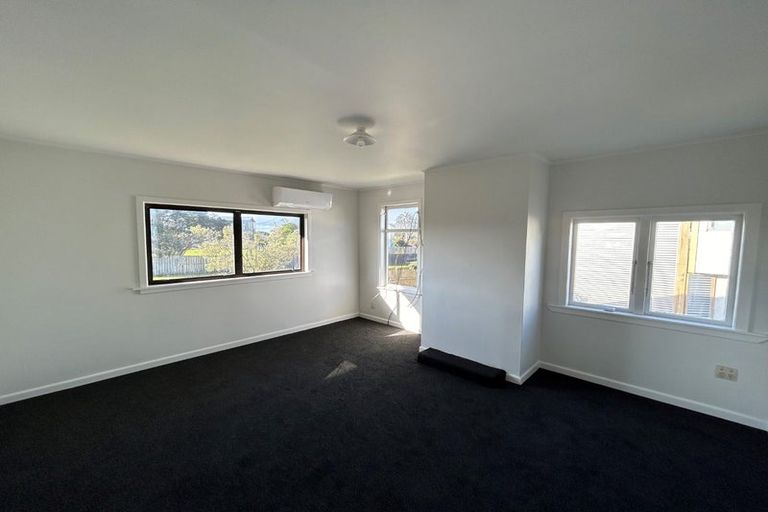 Photo of property in 16 Slako Crescent, Ruakaka, 0116