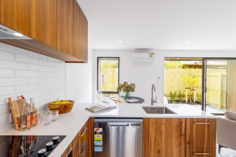 Photo of property in 2/37 Percy Street, Phillipstown, 8011