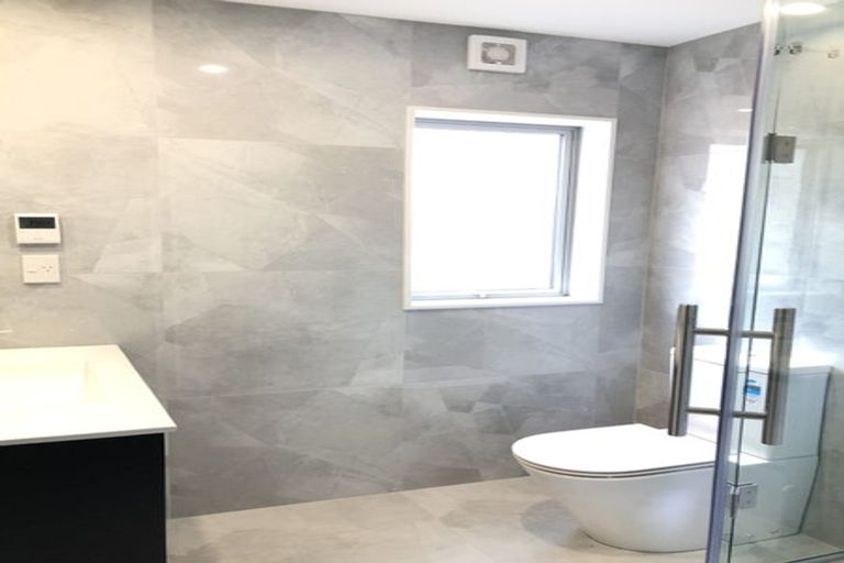 Photo of property in 11 Manuwai Road, Torbay, Auckland, 0630