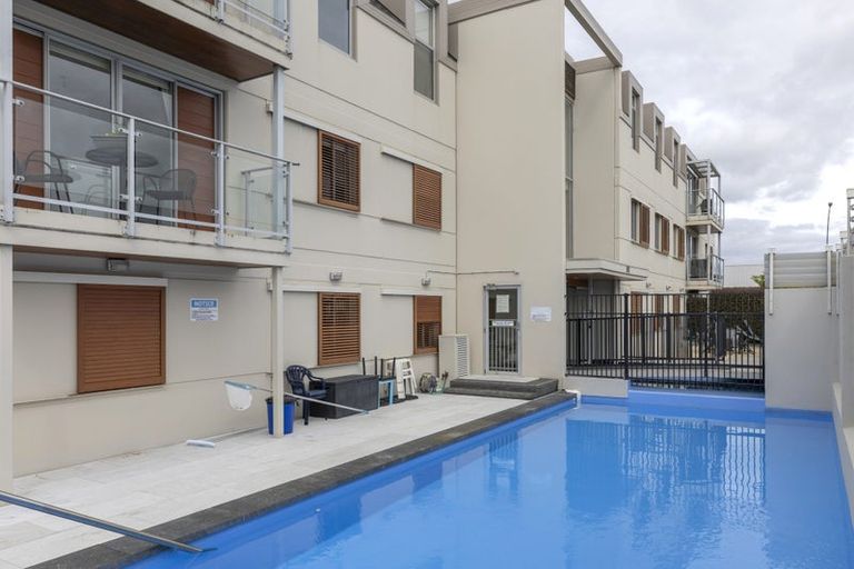 Photo of property in 101 On Roberts, 2/101 Roberts Street, Taupo, 3330