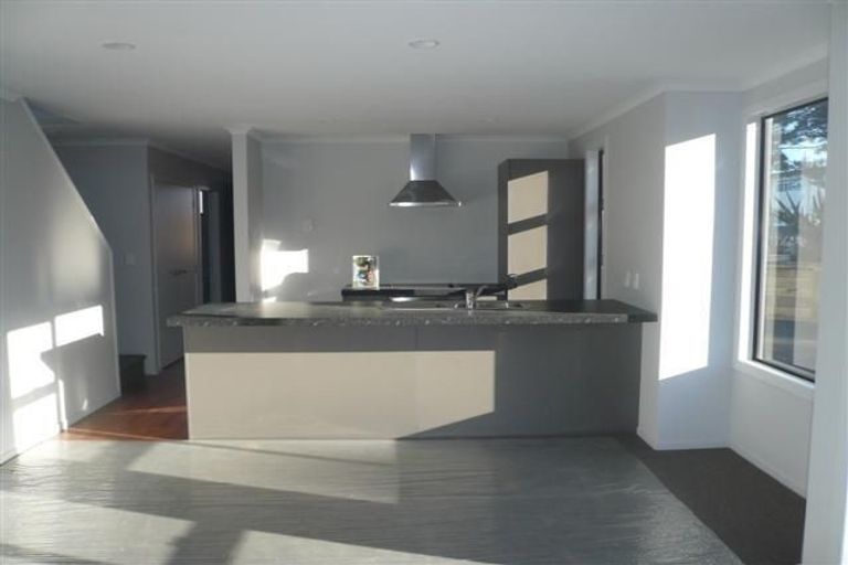 Photo of property in 110b Hillcrest Road, Hillcrest, Hamilton, 3216