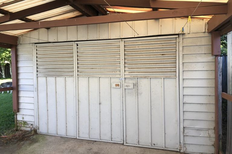 Photo of property in 38 Portadown Avenue, Pakuranga Heights, Auckland, 2010