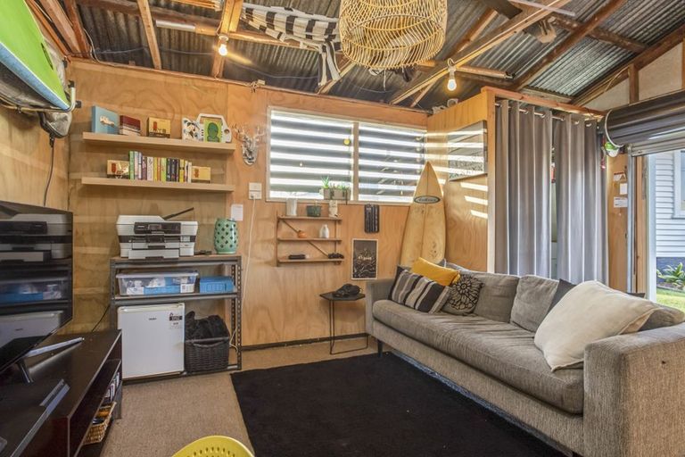 Photo of property in 4 Lynden Avenue, Hillcrest, Auckland, 0627