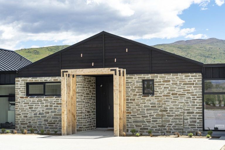 Photo of property in 75 Stone Drive, Cromwell, 9384