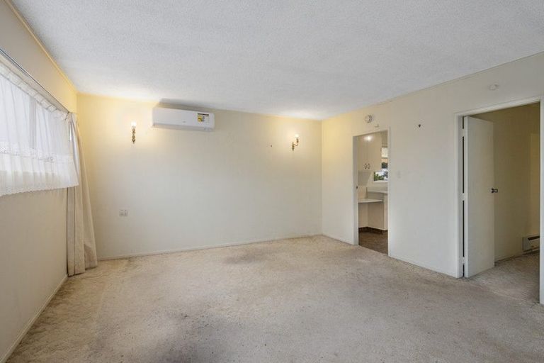 Photo of property in 2/10 Box Hill, Khandallah, Wellington, 6035