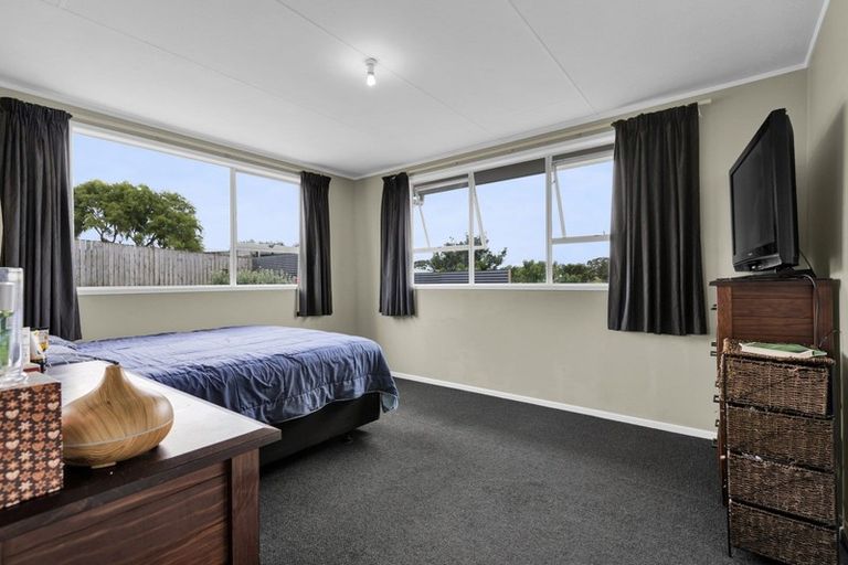 Photo of property in 9 Camellia Avenue, Bell Block, New Plymouth, 4312