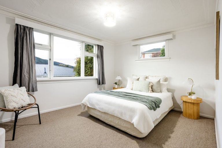 Photo of property in 4 Jason Street, Helensburgh, Dunedin, 9010