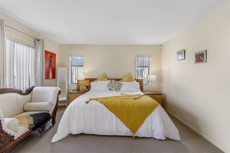 Photo of property in 30 Bellagio Way, Flat Bush, Auckland, 2019