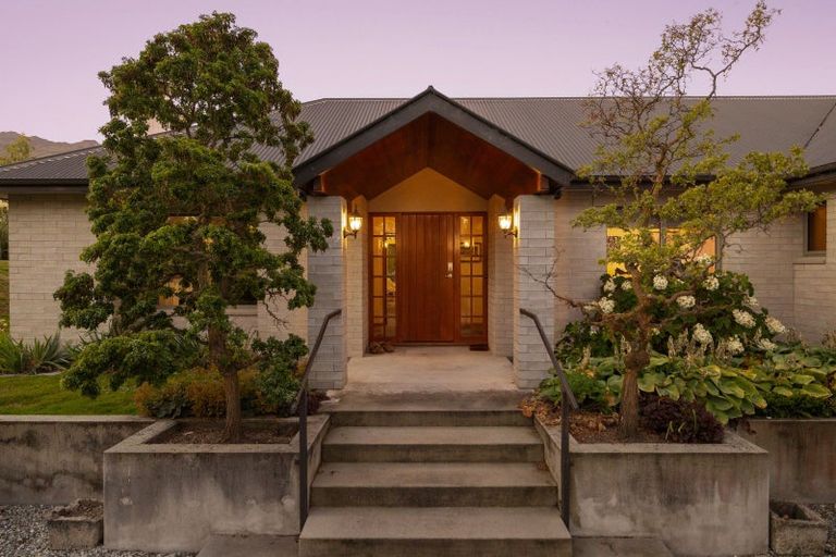 Photo of property in 49 Hunter Road, Speargrass Flat, Queenstown, 9371