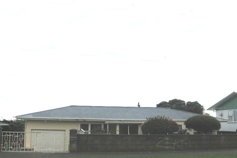 Photo of property in 75 Driver Crescent, Cannons Creek, Porirua, 5024