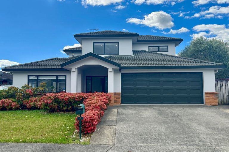 Photo of property in 8 Shankill Place, East Tamaki, Auckland, 2013