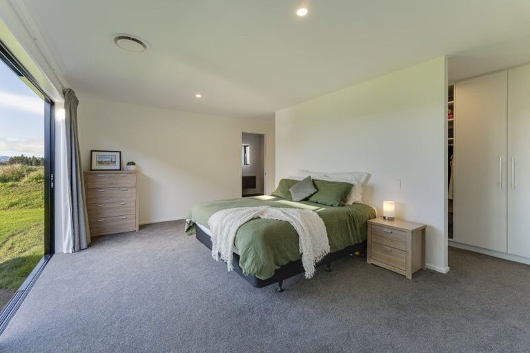 Photo of property in 18 Marjon Drive, Wanaka, 9305