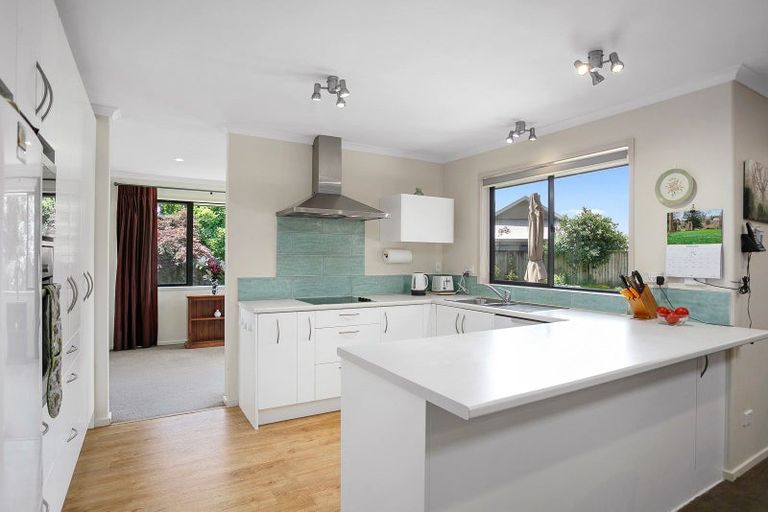 Photo of property in 14 Watkins Road, Cambridge, 3434