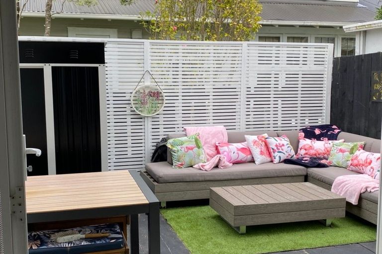 Photo of property in 45 Edinburgh Terrace, Berhampore, Wellington, 6023