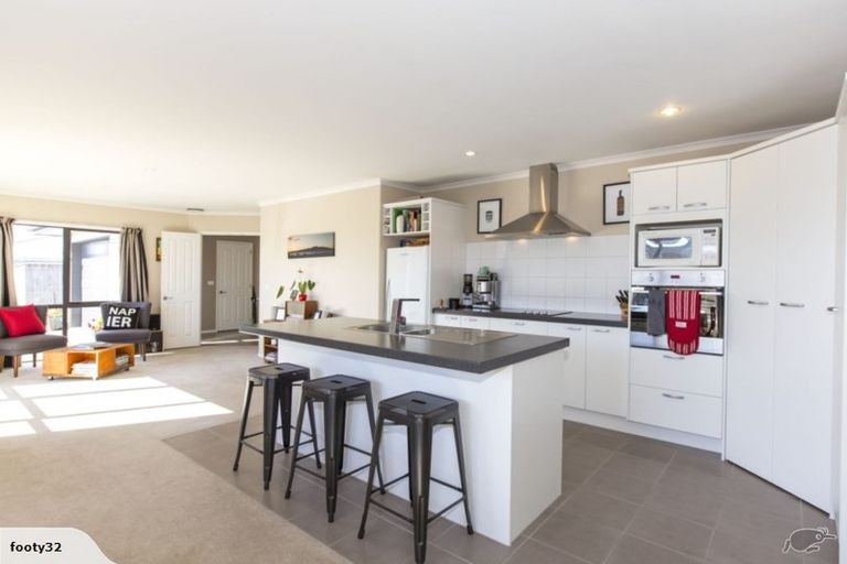 Photo of property in 18a Nathan Avenue, Paraparaumu Beach, Paraparaumu, 5032