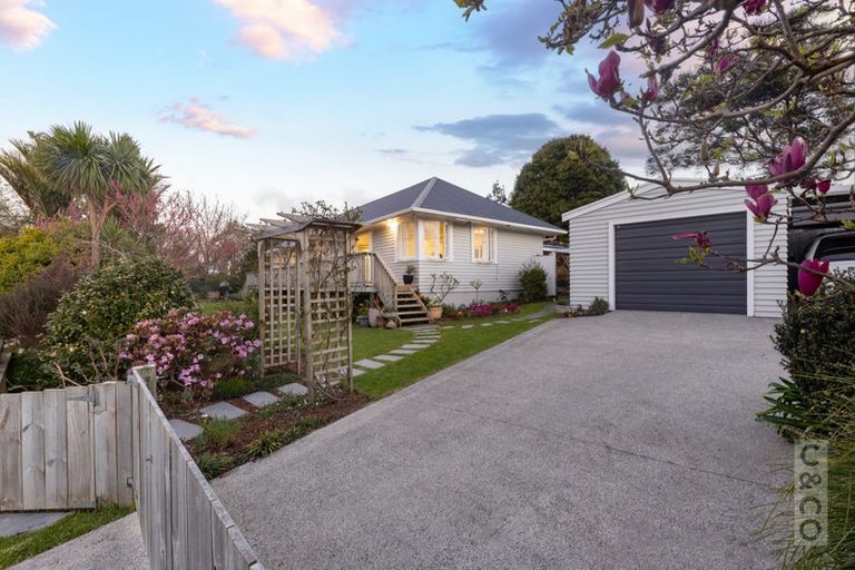 Photo of property in 26 Albert Street, Riverhead, 0820