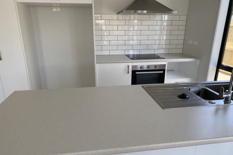 Photo of property in 75 Hills View Drive, Papamoa, 3118